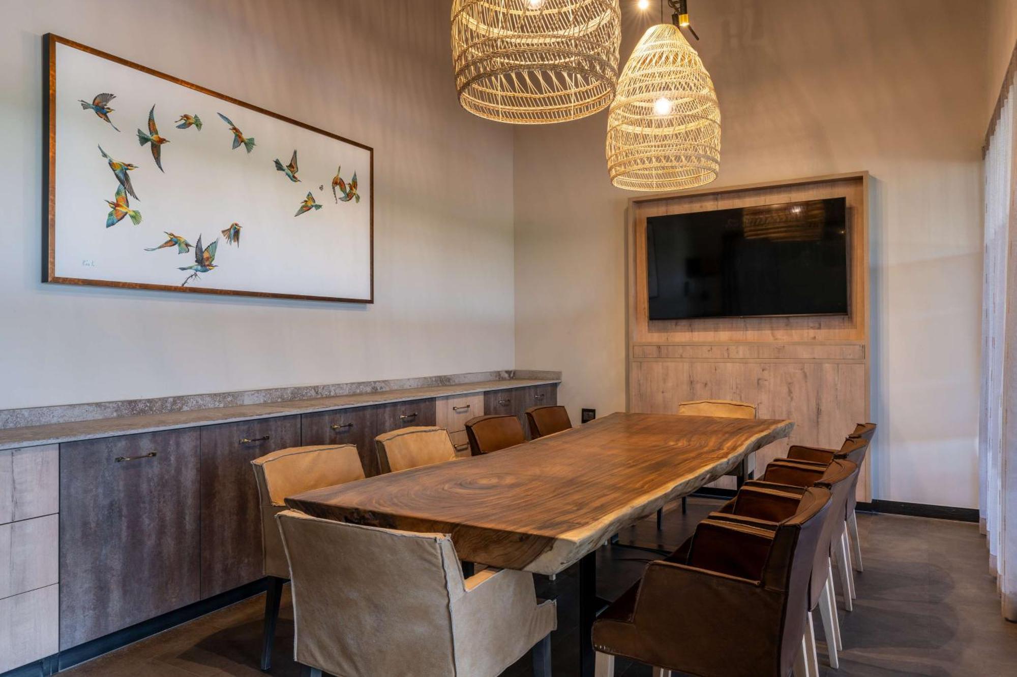 Radisson Safari Hotel Hoedspruit Exterior photo The meeting room at the new headquarters